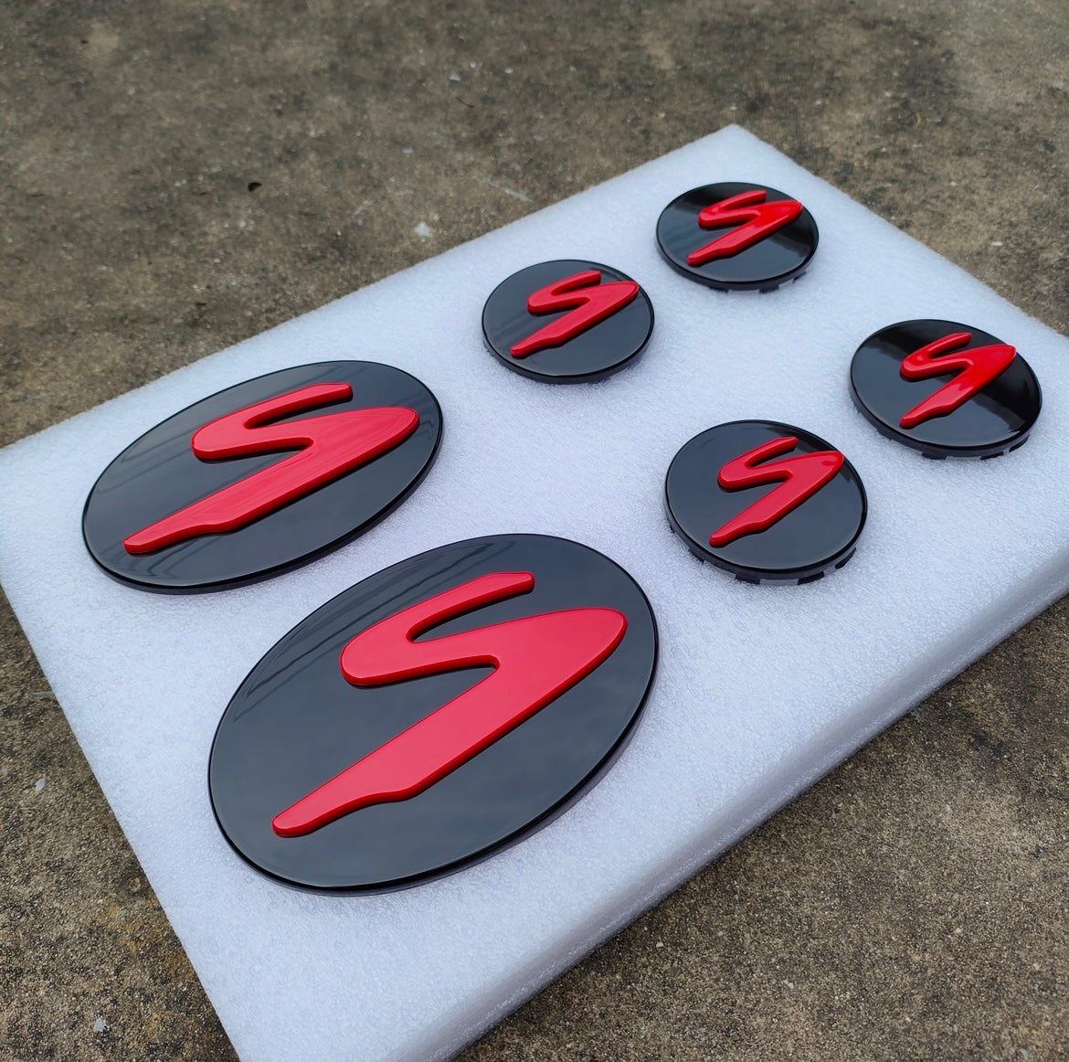 Badges & Wheel Center Caps Set "S" for GR Supra (A90/91)
