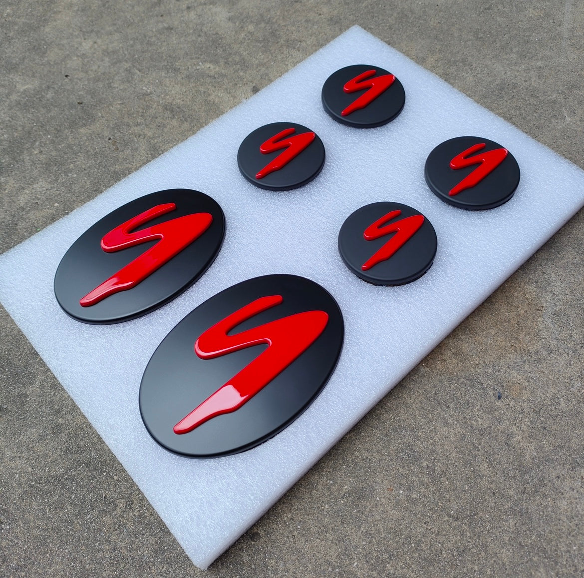 Badges & Wheel Center Caps Set "S" for GR Supra (A90/91)